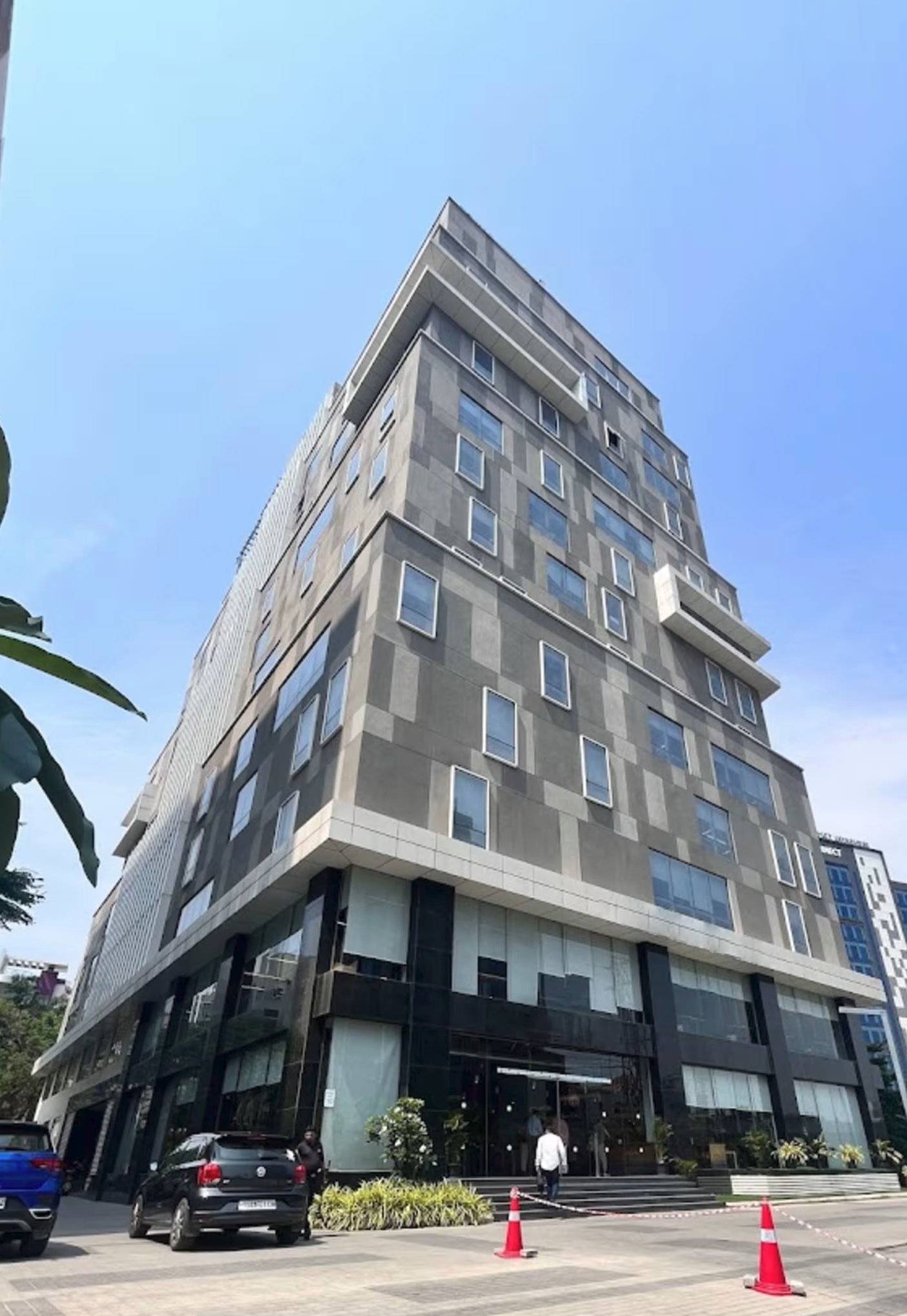 End Group Corporate Office